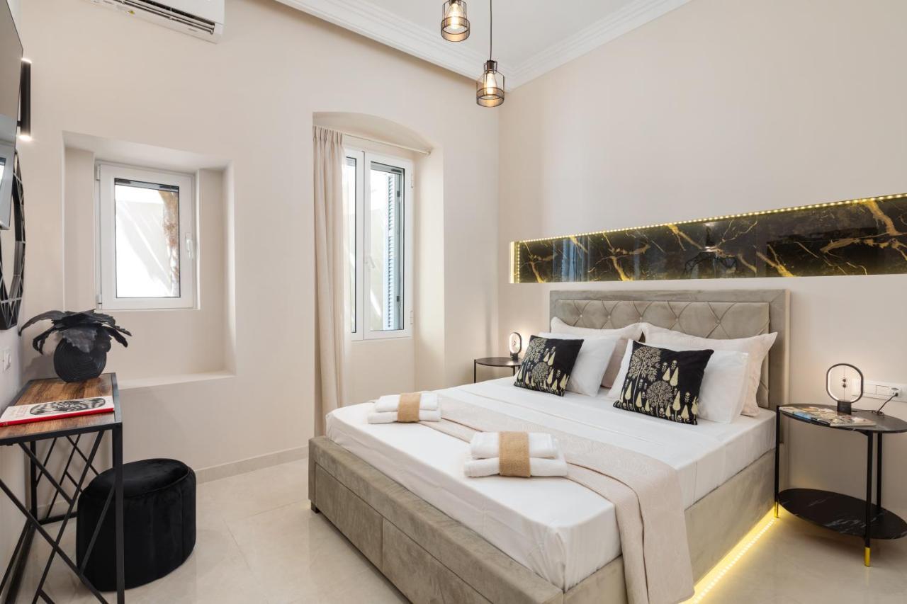 Modern-Vintage Old Town Suites Korfu Dış mekan fotoğraf